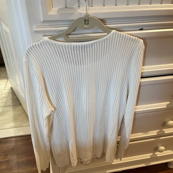 White House Black Market Ribbed Knit Fitted Sweater.  White.  Size: Large . NWT - Picture 5 of 6